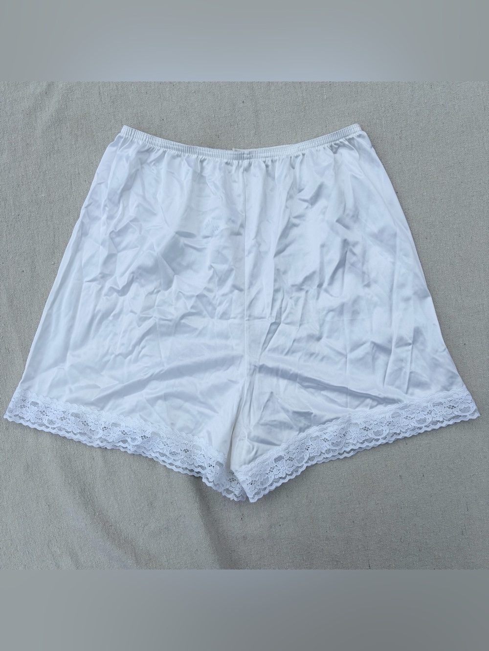 Vanity Fair White Lace Bloomer Shorts, Vintage Slip Shorts, Coquette Summer